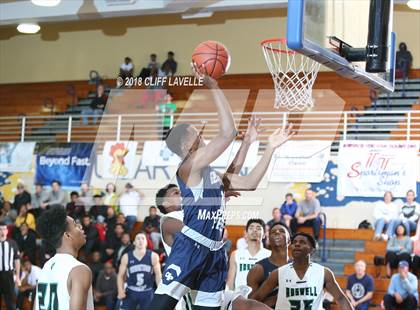 Thumbnail 2 in Georgetown Prep vs Roswell (Rotary Roundball Classic) photogallery.