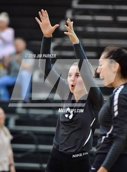 Thumbnail 3 in Rouse vs. Vandegrift photogallery.