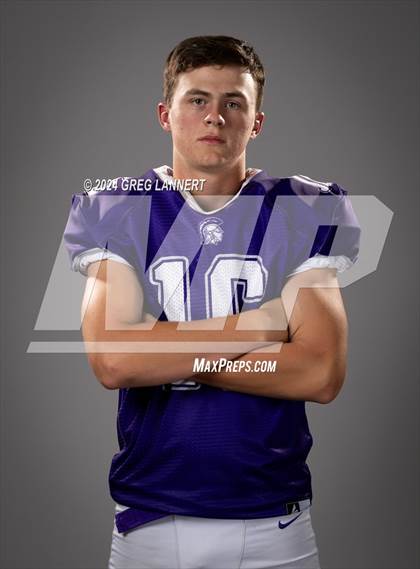 Thumbnail 2 in Petaluma Senior Portraits photogallery.