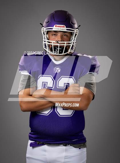 Thumbnail 1 in Petaluma Senior Portraits photogallery.