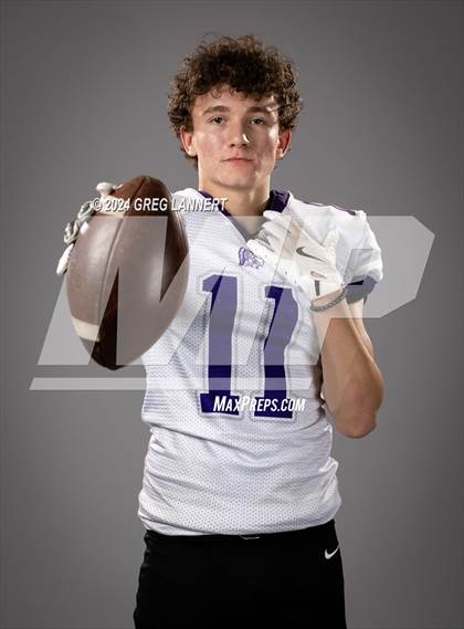 Thumbnail 3 in Petaluma Senior Portraits photogallery.