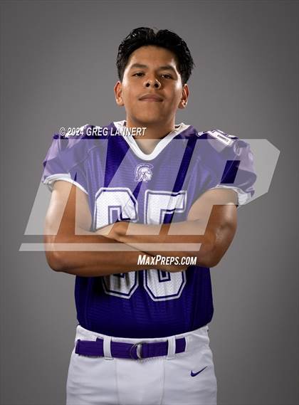 Thumbnail 2 in Petaluma Senior Portraits photogallery.