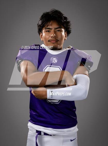 Thumbnail 3 in Petaluma Senior Portraits photogallery.