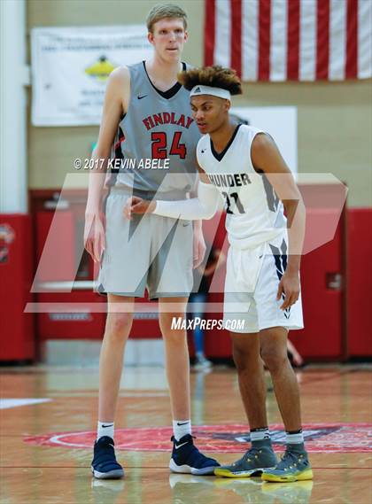 Thumbnail 1 in Desert Vista vs Findlay Prep (Hoophall West) photogallery.