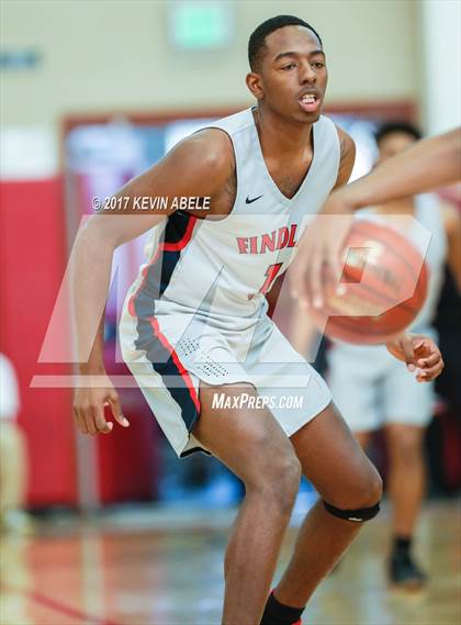 Thumbnail 2 in Desert Vista vs Findlay Prep (Hoophall West) photogallery.