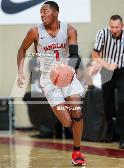 Thumbnail 2 in Desert Vista vs Findlay Prep (Hoophall West) photogallery.