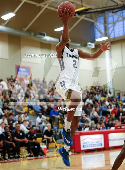 Thumbnail 3 in Desert Vista vs Findlay Prep (Hoophall West) photogallery.