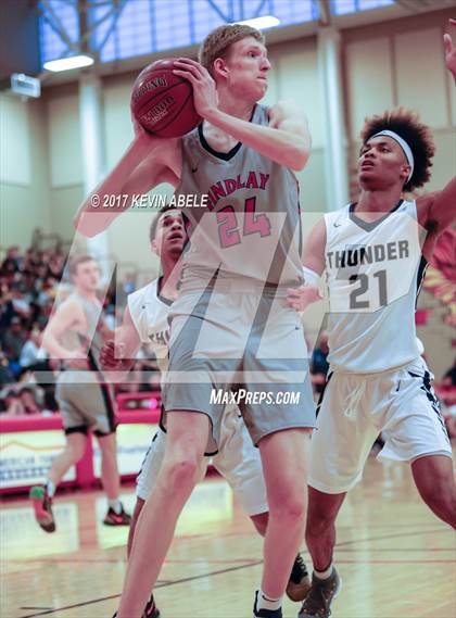 Thumbnail 3 in Desert Vista vs Findlay Prep (Hoophall West) photogallery.