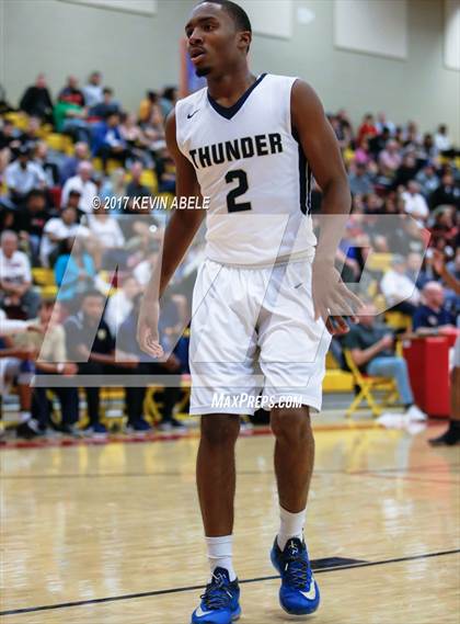 Thumbnail 2 in Desert Vista vs Findlay Prep (Hoophall West) photogallery.