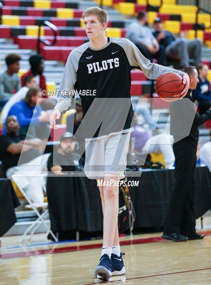 Thumbnail 2 in Desert Vista vs Findlay Prep (Hoophall West) photogallery.