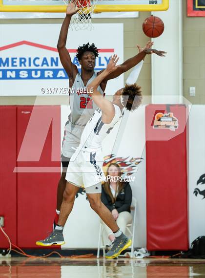 Thumbnail 3 in Desert Vista vs Findlay Prep (Hoophall West) photogallery.