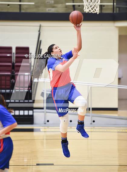 Thumbnail 3 in Antonian Prep vs Edinburg (NEISD Invitational) photogallery.