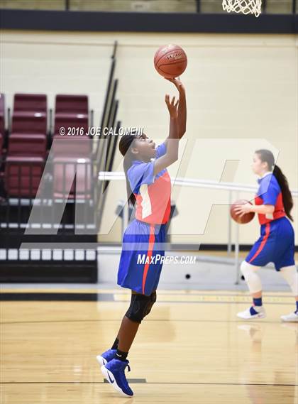 Thumbnail 2 in Antonian Prep vs Edinburg (NEISD Invitational) photogallery.