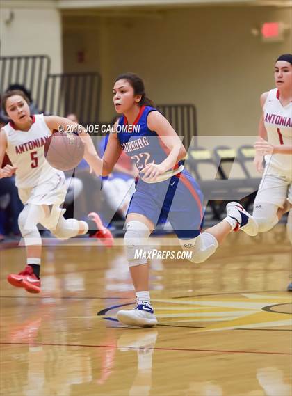 Thumbnail 2 in Antonian Prep vs Edinburg (NEISD Invitational) photogallery.