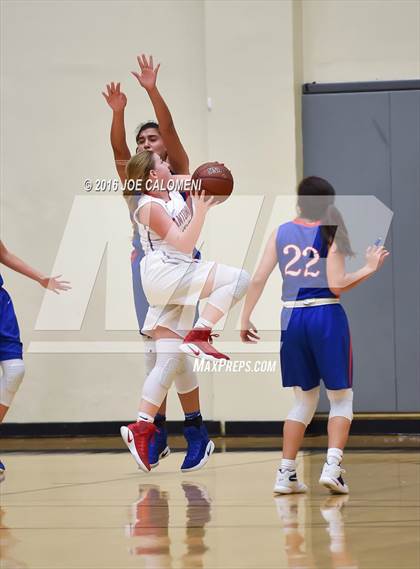Thumbnail 2 in Antonian Prep vs Edinburg (NEISD Invitational) photogallery.