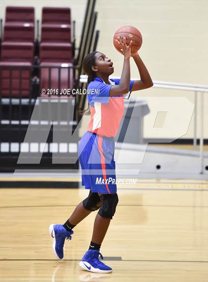 Thumbnail 1 in Antonian Prep vs Edinburg (NEISD Invitational) photogallery.