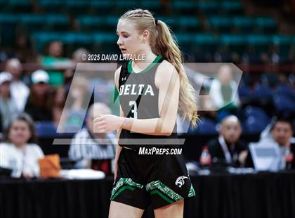 Thumbnail 1 in Timnath vs. Delta (CHSAA 4A Final 4) photogallery.
