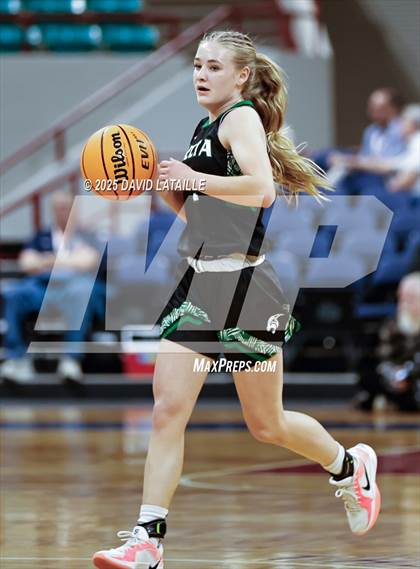 Thumbnail 1 in Timnath vs. Delta (CHSAA 4A Final 4) photogallery.