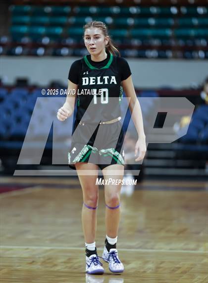 Thumbnail 2 in Timnath vs. Delta (CHSAA 4A Final 4) photogallery.