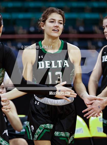 Thumbnail 1 in Timnath vs. Delta (CHSAA 4A Final 4) photogallery.