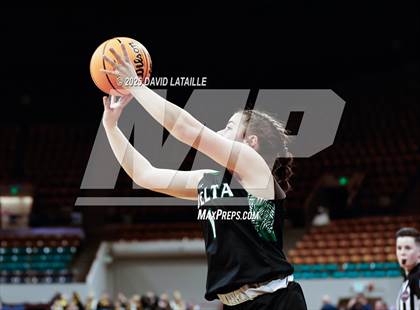 Thumbnail 1 in Timnath vs. Delta (CHSAA 4A Final 4) photogallery.