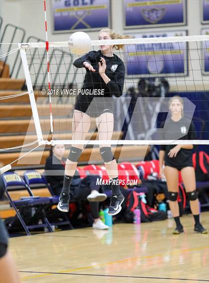 Thumbnail 2 in San Clemente @ Notre Dame (SO) (CIF State D1 Playoffs) photogallery.