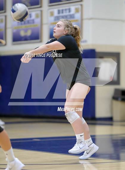 Thumbnail 1 in San Clemente @ Notre Dame (SO) (CIF State D1 Playoffs) photogallery.