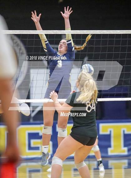 Thumbnail 2 in San Clemente @ Notre Dame (SO) (CIF State D1 Playoffs) photogallery.