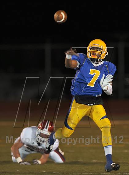 Thumbnail 1 in Oneonta vs. Johnson (AHSAA Quarterfinal Playoff) photogallery.