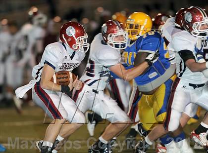 Thumbnail 2 in Oneonta vs. Johnson (AHSAA Quarterfinal Playoff) photogallery.