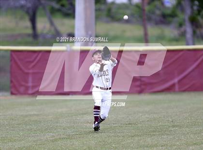 Thumbnail 1 in Vincent @ Thorsby (AHSAA 2A Round 1 Playoff) photogallery.