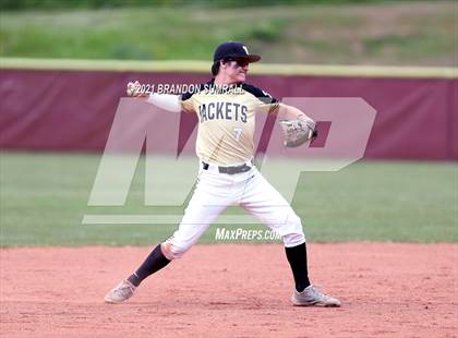 Thumbnail 1 in Vincent @ Thorsby (AHSAA 2A Round 1 Playoff) photogallery.