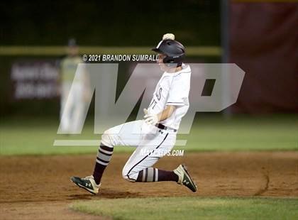 Thumbnail 2 in Vincent @ Thorsby (AHSAA 2A Round 1 Playoff) photogallery.