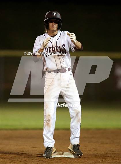 Thumbnail 2 in Vincent @ Thorsby (AHSAA 2A Round 1 Playoff) photogallery.