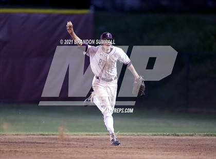 Thumbnail 3 in Vincent @ Thorsby (AHSAA 2A Round 1 Playoff) photogallery.