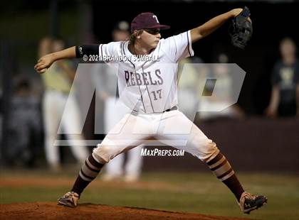 Thumbnail 1 in Vincent @ Thorsby (AHSAA 2A Round 1 Playoff) photogallery.