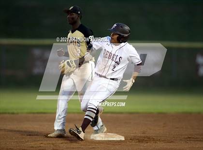 Thumbnail 3 in Vincent @ Thorsby (AHSAA 2A Round 1 Playoff) photogallery.