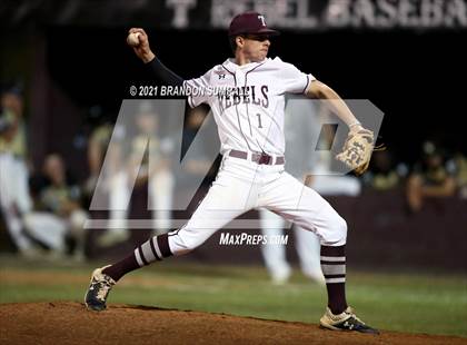 Thumbnail 3 in Vincent @ Thorsby (AHSAA 2A Round 1 Playoff) photogallery.