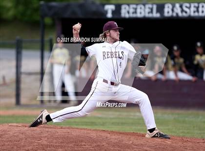 Thumbnail 3 in Vincent @ Thorsby (AHSAA 2A Round 1 Playoff) photogallery.