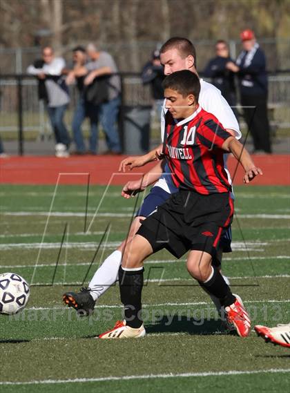 Thumbnail 2 in Cromwell vs Bolton (CIAC Class S Final) photogallery.