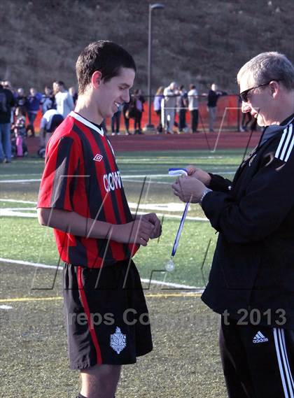 Thumbnail 3 in Cromwell vs Bolton (CIAC Class S Final) photogallery.