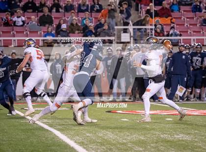 Thumbnail 2 in Skyridge vs. Corner Canyon (UHSAA 5A Final) photogallery.