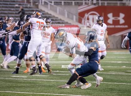 Thumbnail 2 in Skyridge vs. Corner Canyon (UHSAA 5A Final) photogallery.