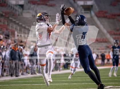 Thumbnail 1 in Skyridge vs. Corner Canyon (UHSAA 5A Final) photogallery.