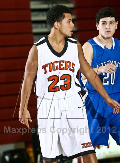 Thumbnail 2 in Tuckahoe vs Edgemont (Harrison Booster Club Tournament) photogallery.
