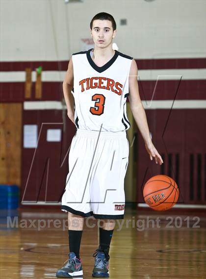 Thumbnail 3 in Tuckahoe vs Edgemont (Harrison Booster Club Tournament) photogallery.