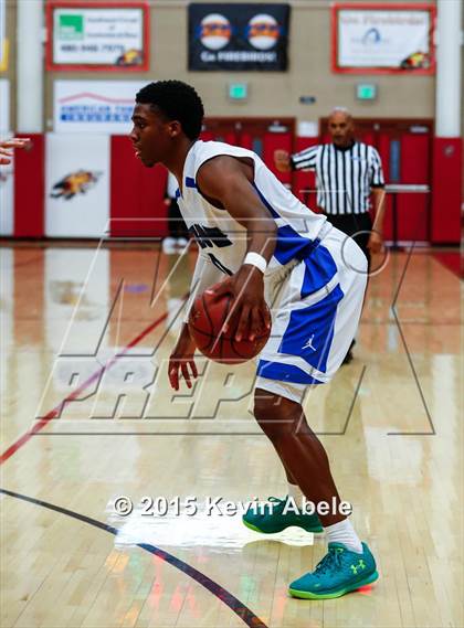 Thumbnail 2 in Shadow Mountain vs Archbishop Mitty (Hoophall West Invitational) photogallery.