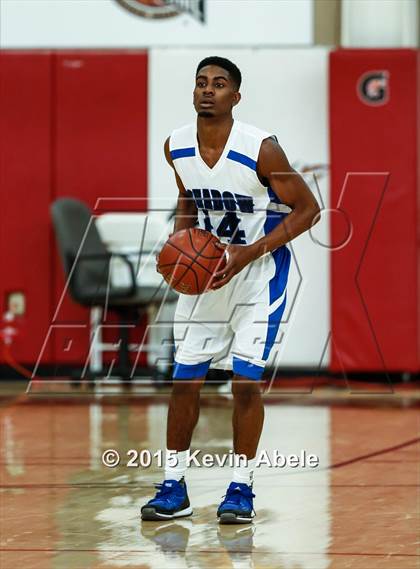 Thumbnail 2 in Shadow Mountain vs Archbishop Mitty (Hoophall West Invitational) photogallery.