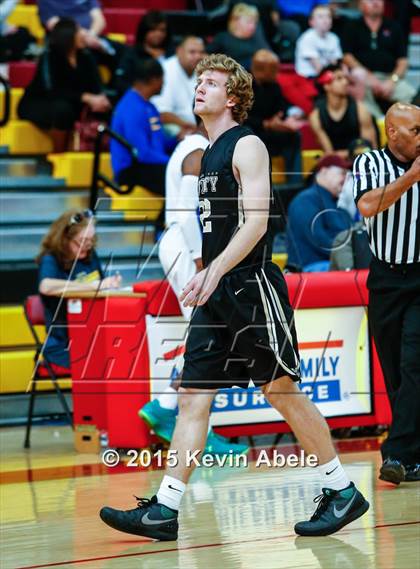 Thumbnail 3 in Shadow Mountain vs Archbishop Mitty (Hoophall West Invitational) photogallery.
