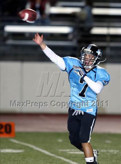 Thumbnail 2 in Gladstone vs. Azusa photogallery.